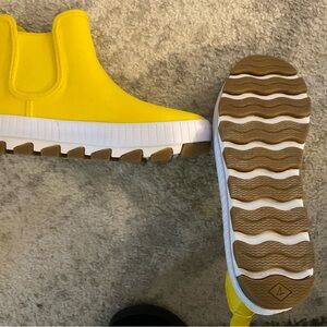 Sperry Waterproof Rain Boot worn once in excellent condition.